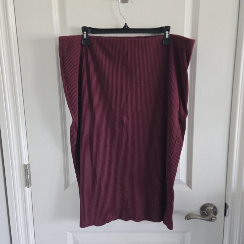Old Navy Ribbed Midi Pencil Skirt